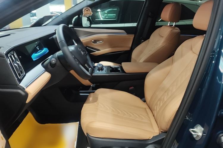 Used BYD Song L DM-i 2024 112 km Beyond Edition Left Front Seat
