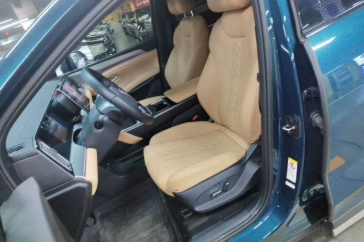 Used BYD Song L DM-i 2024 112 km Beyond Edition Left Front Seat
