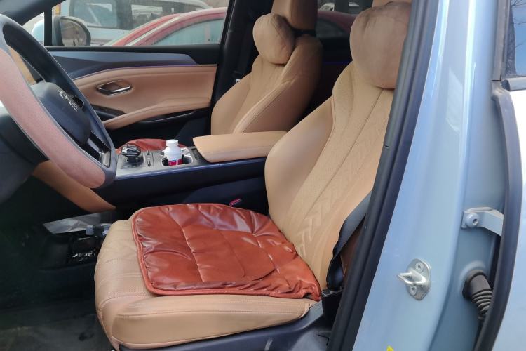 Used BYD Song L DM-i 2024 112 km Beyond Edition Left Front Seat