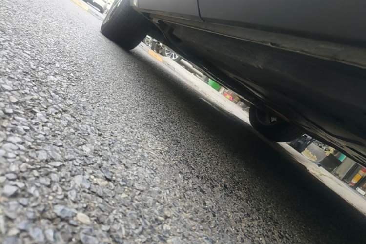 Used BYD Song L DM-i 2024 112 km Beyond Edition Left Side Sill