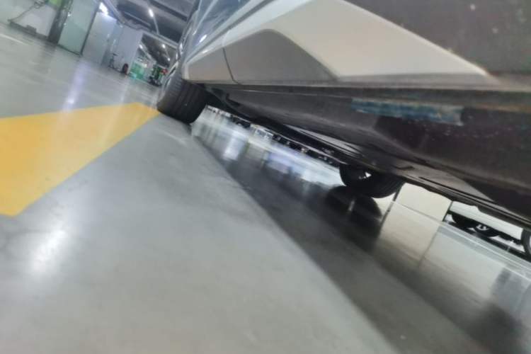 Used BYD Song L DM-i 2024 112 km Beyond Edition Left Side Sill