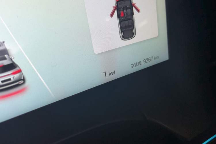 Used BYD Song L DM-i 2024 112 km Beyond Edition Odometer Close Up