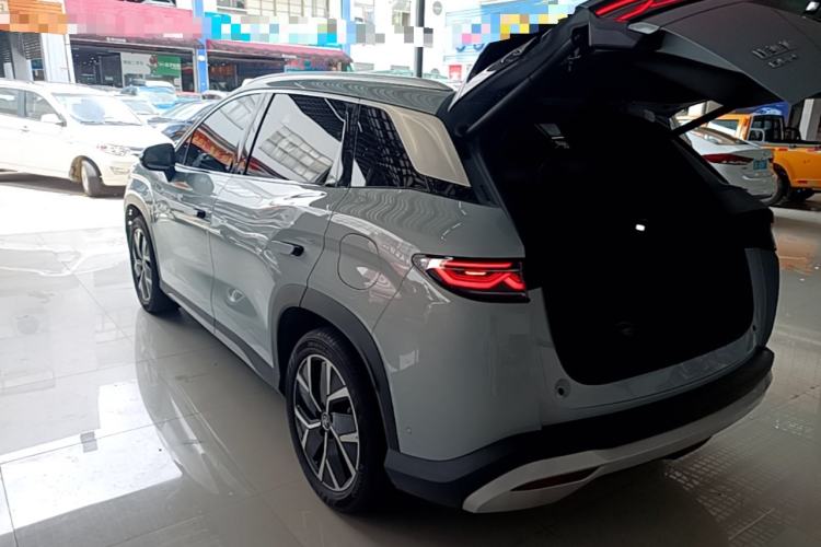 Used BYD Song L DM-i 2024 160 km Excellence Version Rear Left 45 Deg