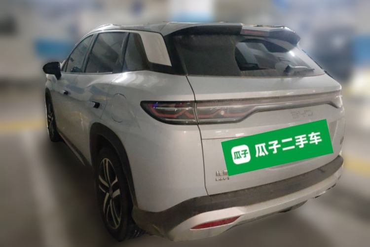 Used BYD Song L DM-i 2024 112 km Beyond Edition Rear Left 45 Deg