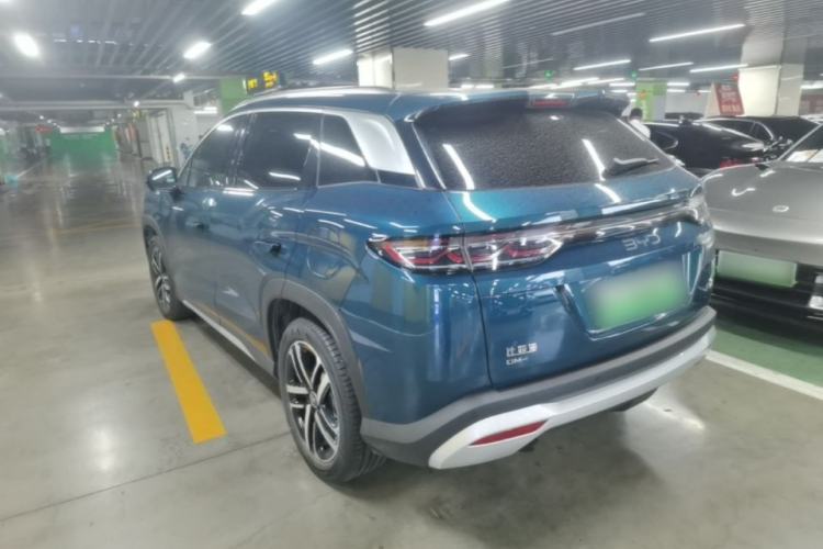 Used BYD Song L DM-i 2024 112 km Beyond Edition Rear Left 45 Deg