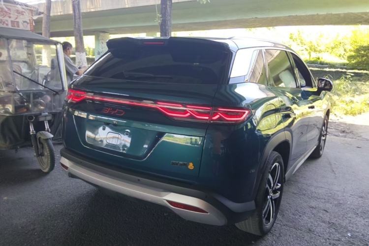Used BYD Song L DM-i 2024 112 km Beyond Edition Rear Right 45 Deg