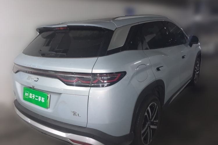 Used BYD Song L DM-i 2024 112 km Beyond Edition Rear Right 45 Deg