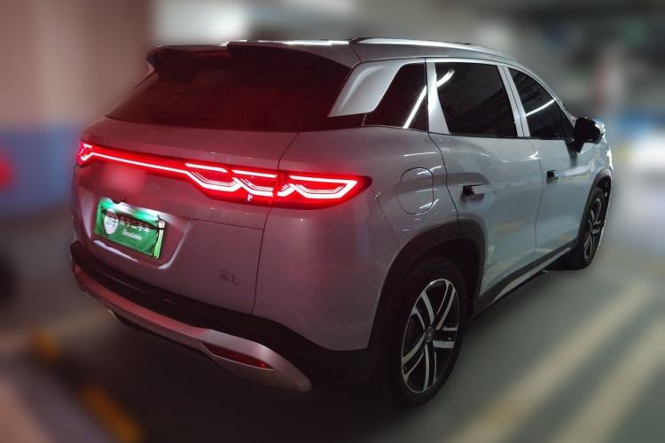 Used BYD Song L DM-i 2024 112 km Beyond Edition Rear Right 45 Deg
