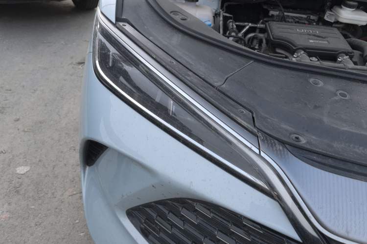 Used BYD Song L DM-i 2024 112 km Leading Edition Right Front Headlight