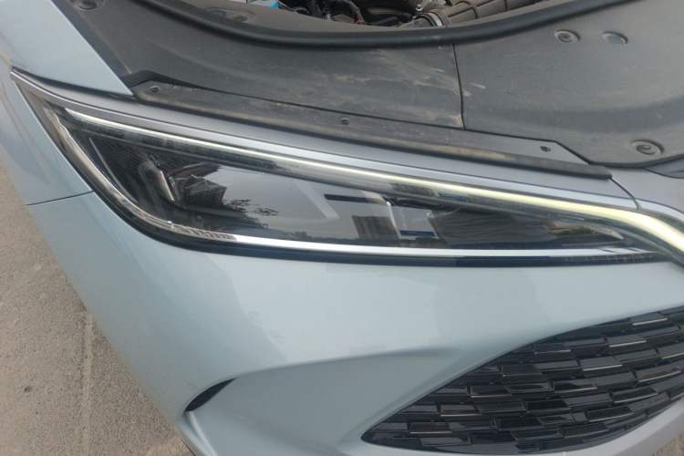 Used BYD Song L DM-i 2024 112 km Leading Edition Right Front Headlight