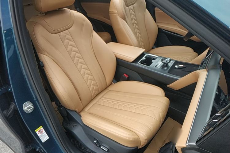 Used BYD Song L DM-i 2024 112 km Beyond Edition Right Front Seat