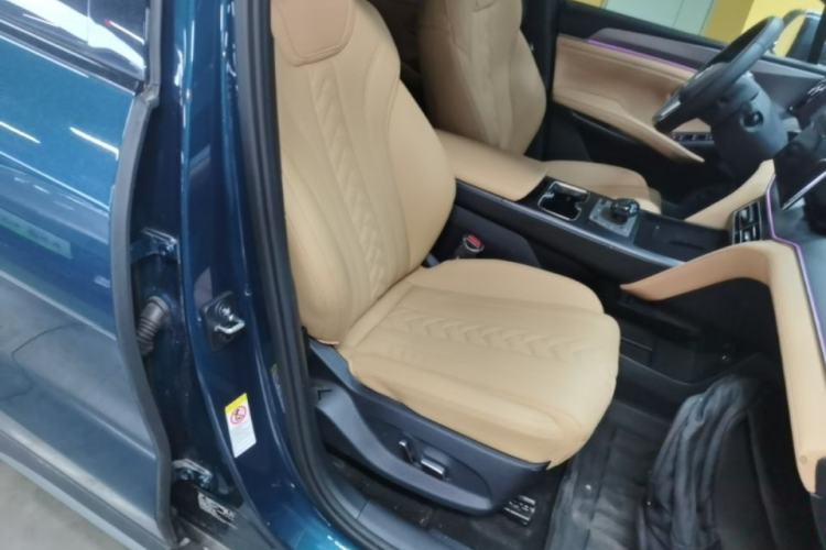 Used BYD Song L DM-i 2024 112 km Beyond Edition Right Front Seat