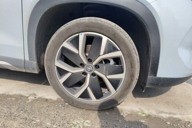 Used BYD Song L DM-i 2024 160km Beyond Edition Right Front Wheel Hub