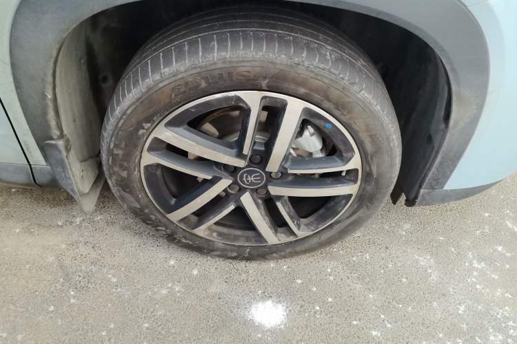 Used BYD Song L DM-i 2024 112 km Beyond Edition Right Front Wheel Hub