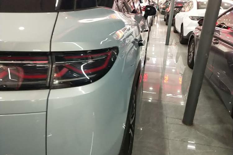 Used BYD Song L DM-i 2024 112 km Beyond Edition Right Rear Taillight