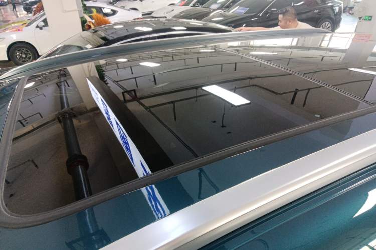 Used BYD Song L DM-i 2024 112 km Beyond Edition Roof