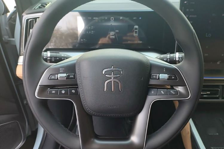 Used BYD Song L DM-i 2024 160 km Excellence Version Steering Wheel