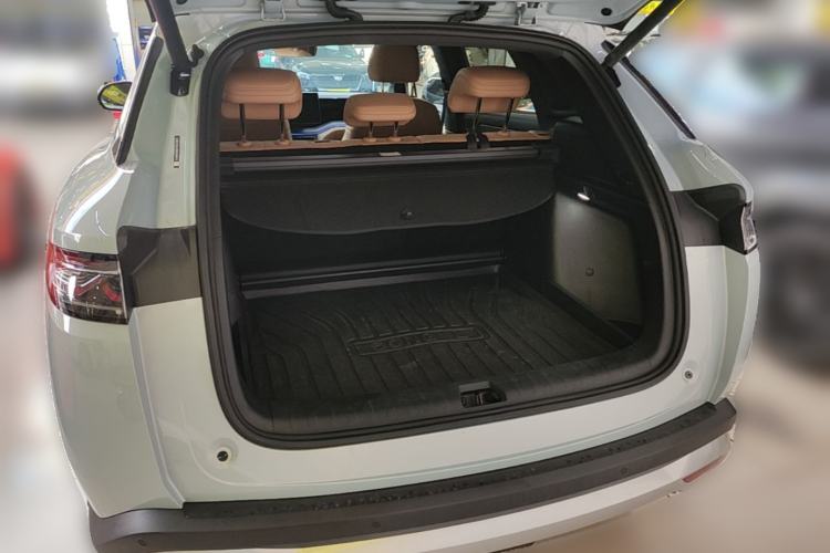 Used BYD Song L DM-i 2024 112 km Beyond Edition Trunk