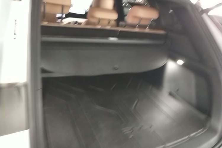 Used BYD Song L DM-i 2024 112 km Beyond Edition Trunk