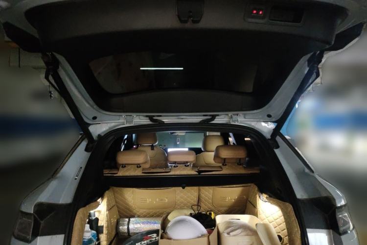 Used BYD Song L DM-i 2024 112 km Beyond Edition Trunk