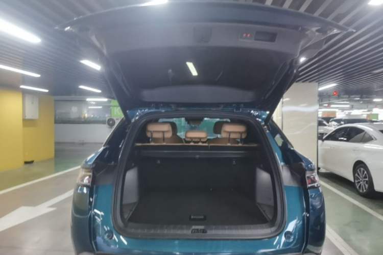 Used BYD Song L DM-i 2024 112 km Beyond Edition Trunk