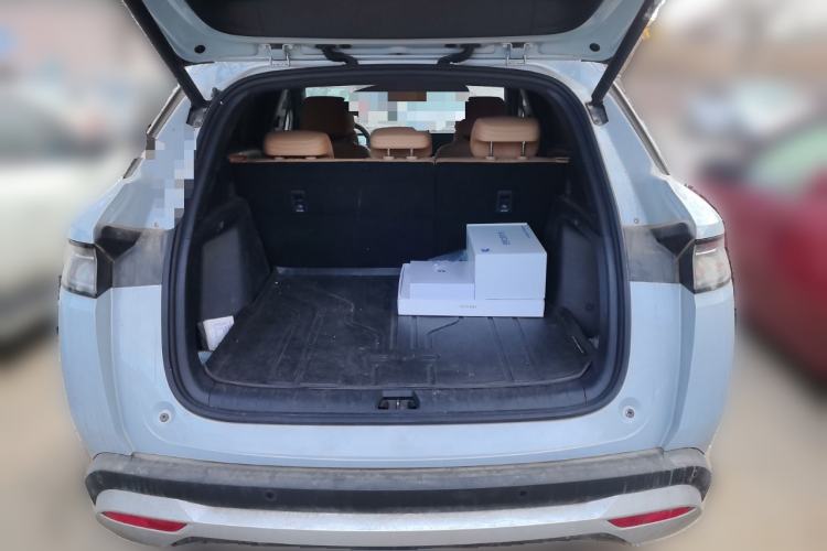 Used BYD Song L DM-i 2024 112 km Beyond Edition Trunk