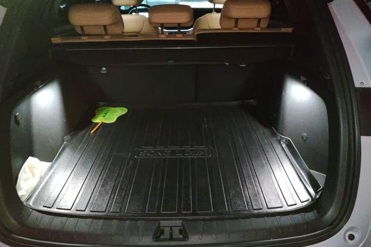 Used BYD Song L DM-i 2024 112 km Beyond Edition Trunk