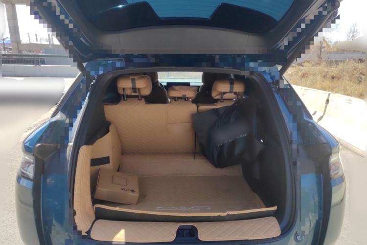 Used BYD Song L DM-i 2024 160 km Excellence Version Trunk