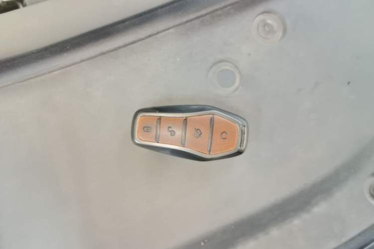 Used BYD Song L DM-i 2024 112 km Beyond Edition Vehicle Key
