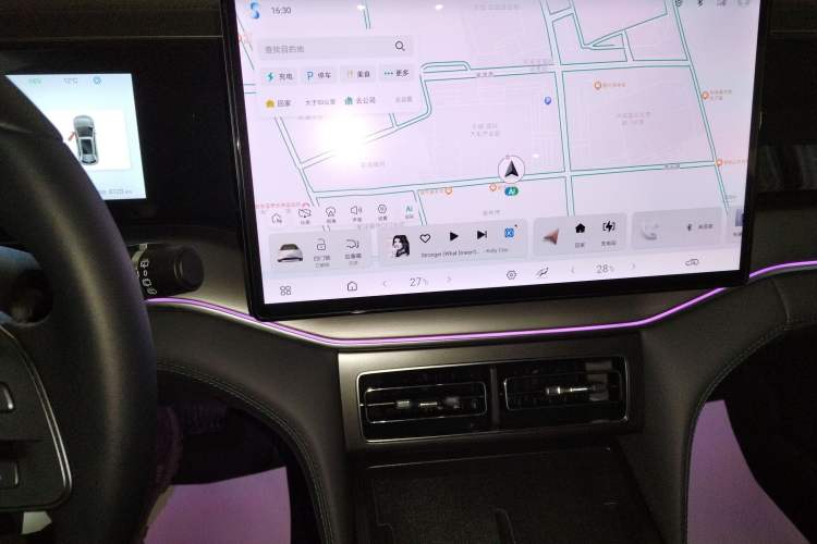 Used BYD Song L DM-i 2024 112 km Beyond Edition Audio And AC Panel