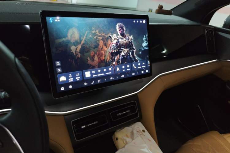 Used BYD Song L DM-i 2024 112 km Beyond Edition Audio And AC Panel