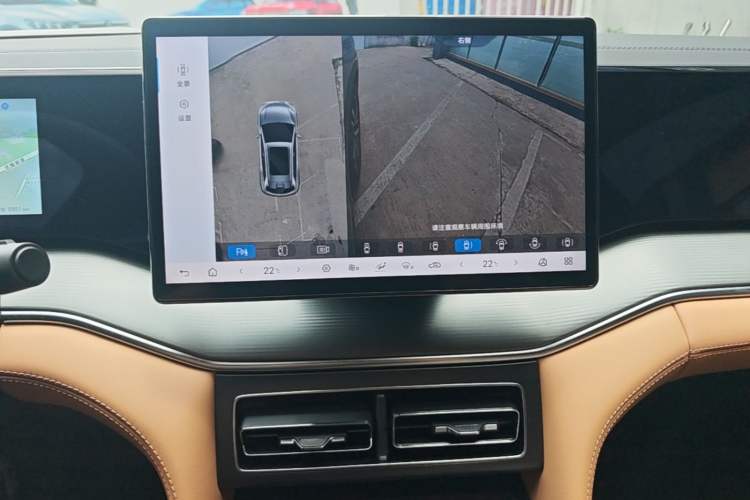 Used BYD Song L DM-i 2024 112 km Leading Edition Audio And AC Panel