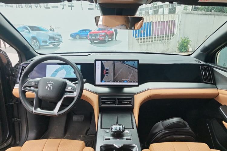 Used BYD Song L DM-i 2024 112 km Leading Edition Center Console