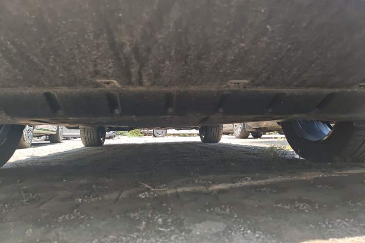 Used BYD Song L DM-i 2024 112 km Leading Edition Chassis Front
