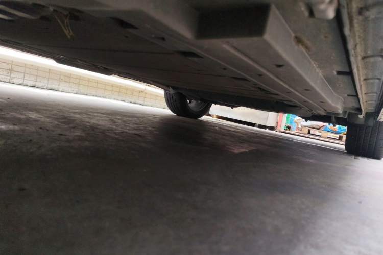 Used BYD Song L DM-i 2024 112 km Beyond Edition Chassis Front Left