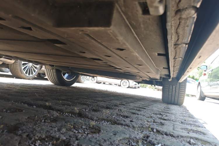 Used BYD Song L DM-i 2024 112 km Leading Edition Chassis Front Left
