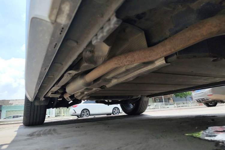 Used BYD Song L DM-i 2024 112 km Leading Edition Chassis Front Right