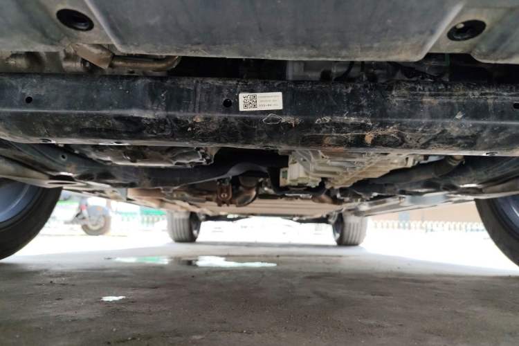 Used BYD Song L DM-i 2024 112 km Leading Edition Chassis Front