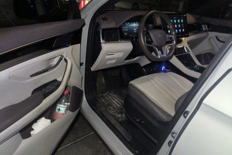 Used BYD Song L DM-i 2024 160km Beyond Edition Driver Seat