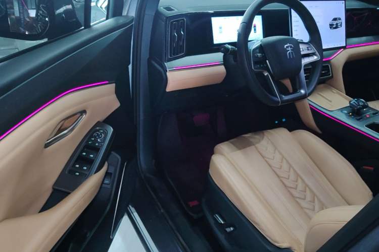 Used BYD Song L DM-i 2024 160km Beyond Edition Driver Seat