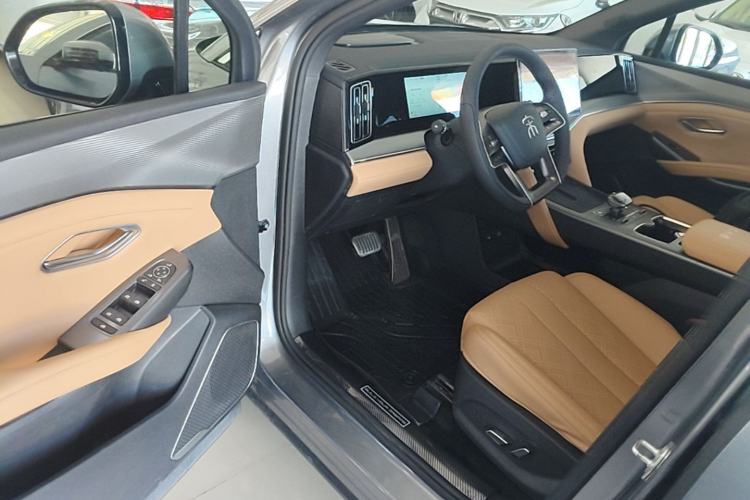 Used BYD Song L DM-i 2024 112 km Leading Edition Driver Seat