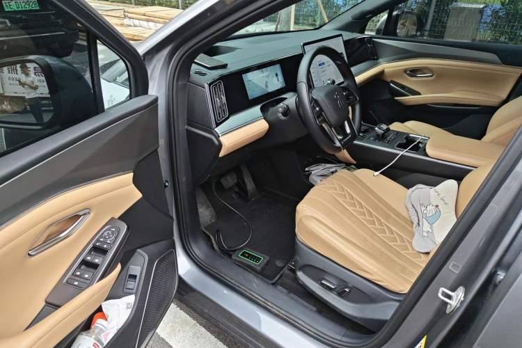 Used BYD Song L DM-i 2024 160 km Excellence Version Driver Seat