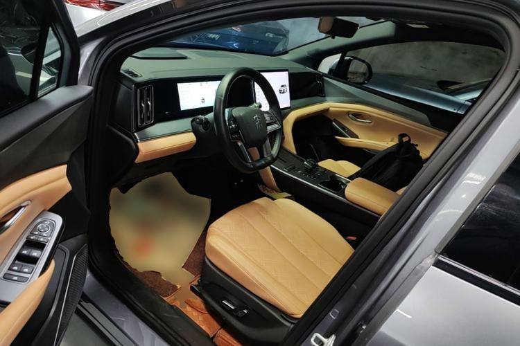 Used BYD Song L DM-i 2024 112 km Leading Edition Driver Seat
