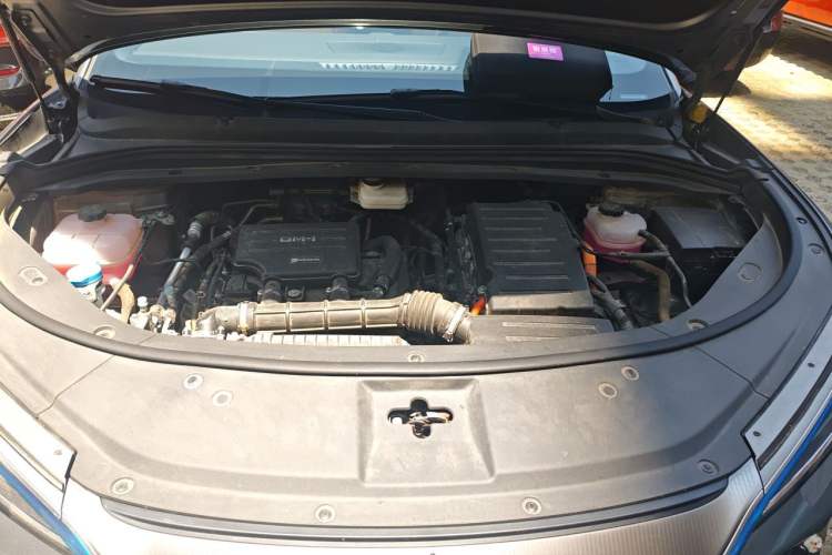 Used BYD Song L DM-i 2024 112 km Leading Edition Engine Bay