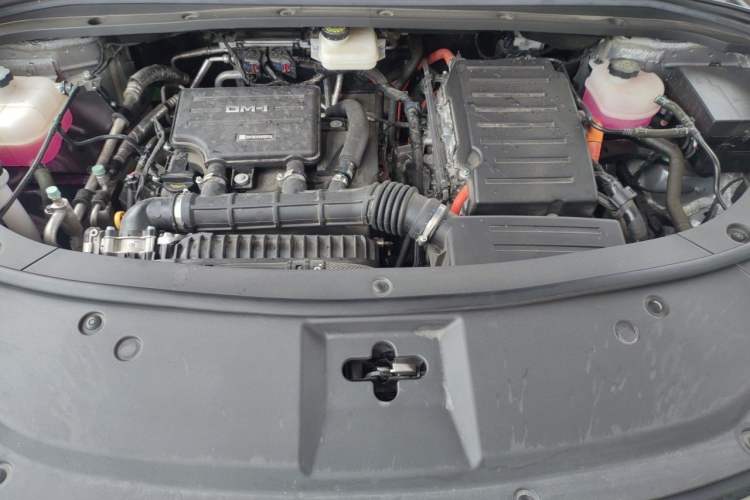 Used BYD Song L DM-i 2024 112 km Beyond Edition Engine Bay