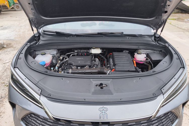 Used BYD Song L DM-i 2024 112 km Beyond Edition Engine Bay