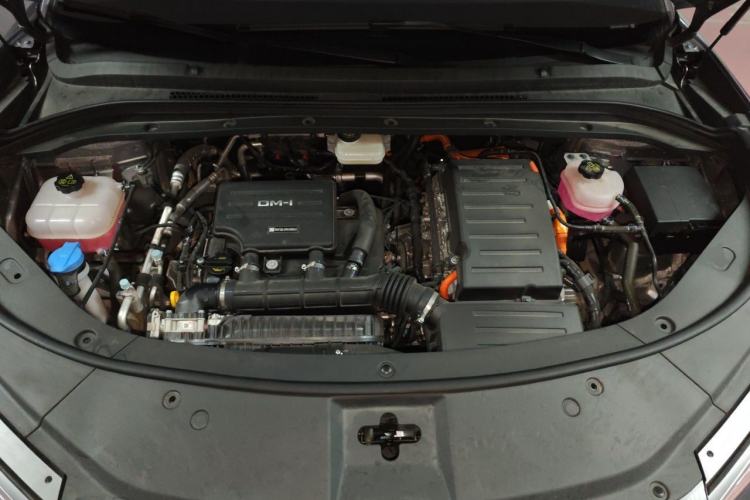 Used BYD Song L DM-i 2024 112 km Beyond Edition Engine Bay