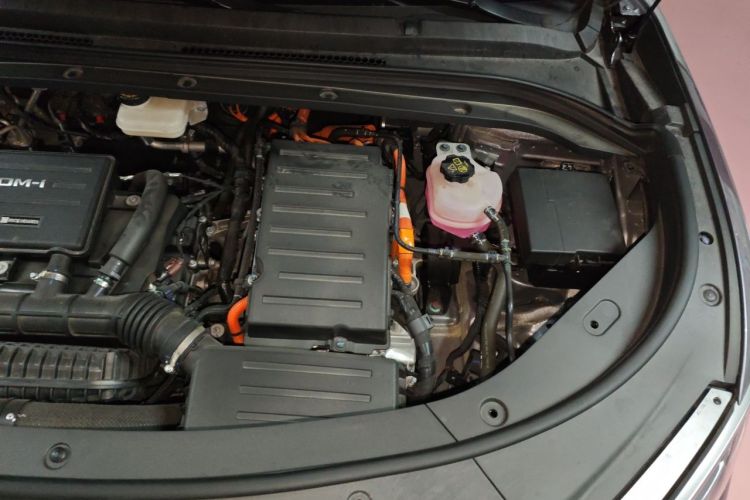 Used BYD Song L DM-i 2024 112 km Beyond Edition Engine Bay Left