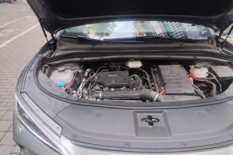 Used BYD Song L DM-i 2024 112 km Beyond Edition Engine Bay Right