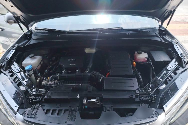 Used BYD Song L DM-i 2024 112 km Leading Edition Engine Bay
